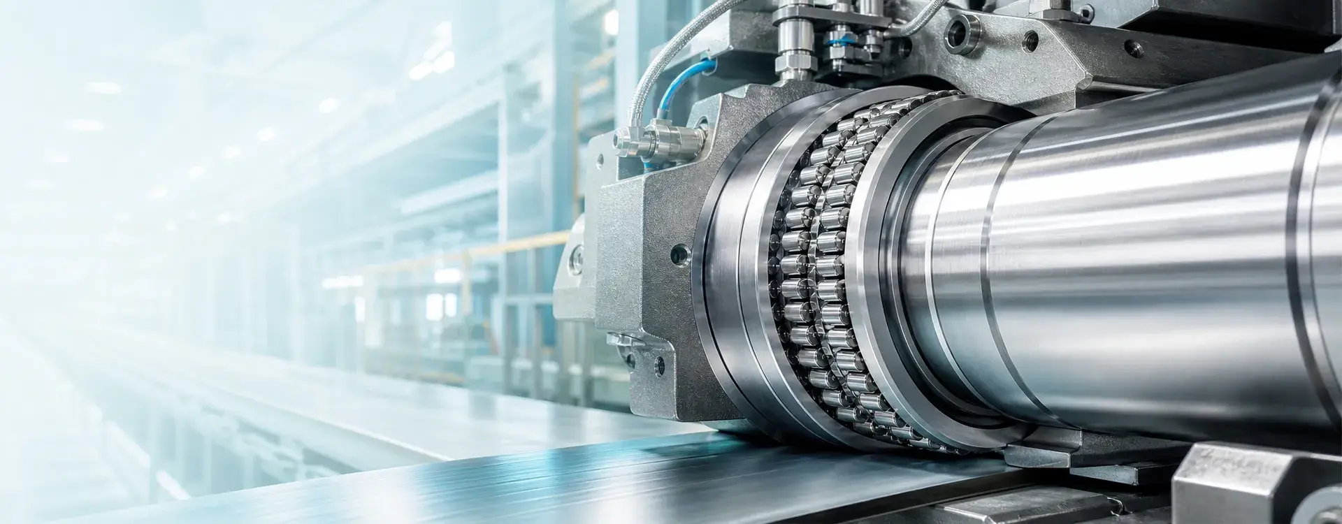 Work_Roll_Bearings_Hero_Banner_FINAL_1920x750